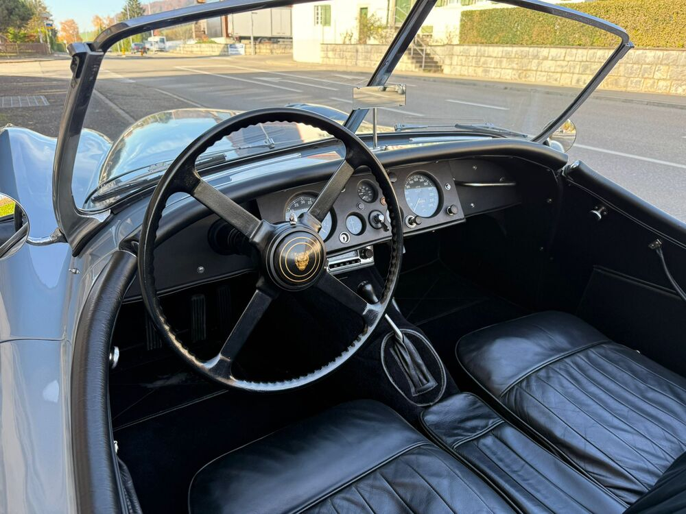 Jaguar XK120 OTS SE Cabriolet