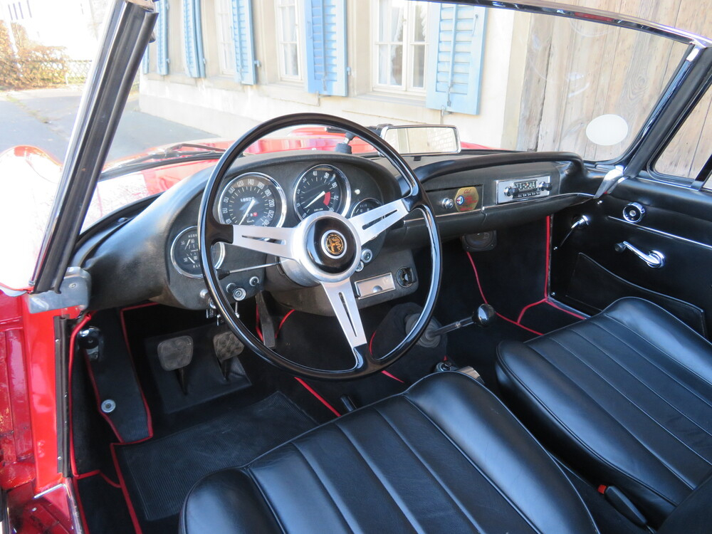 Alfa Romeo 2600 Touring Spider Cabriolet