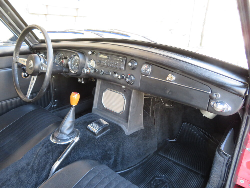 MG MGB GT Coupé