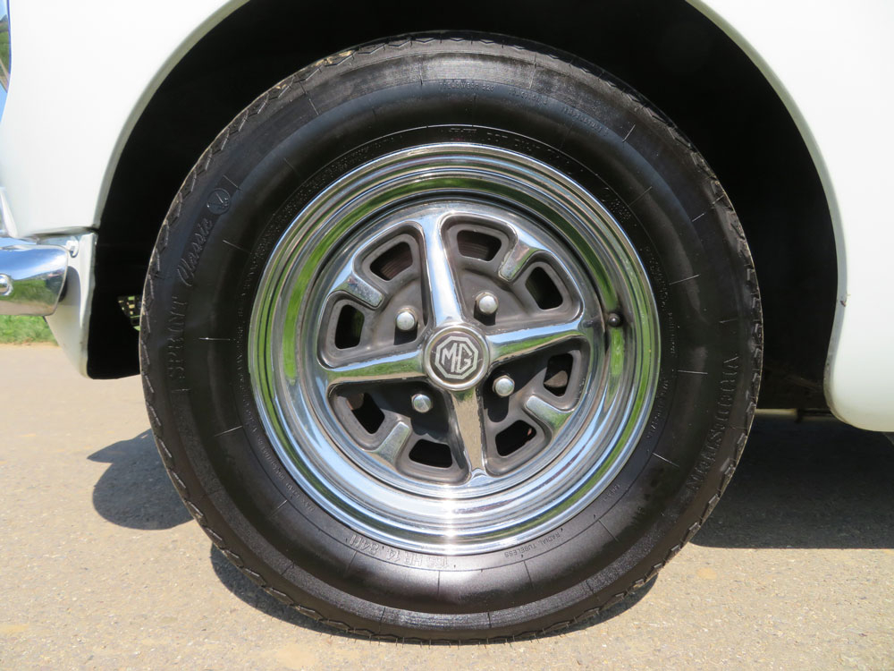 MG MGB GT Coupé