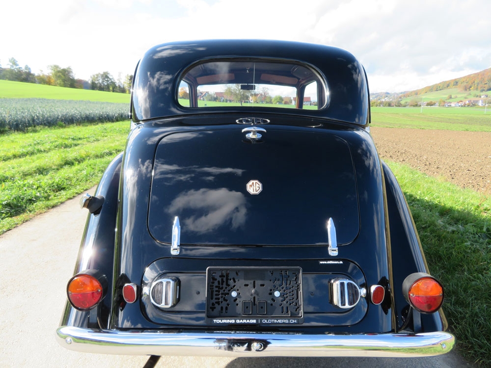 MG YA Limousine