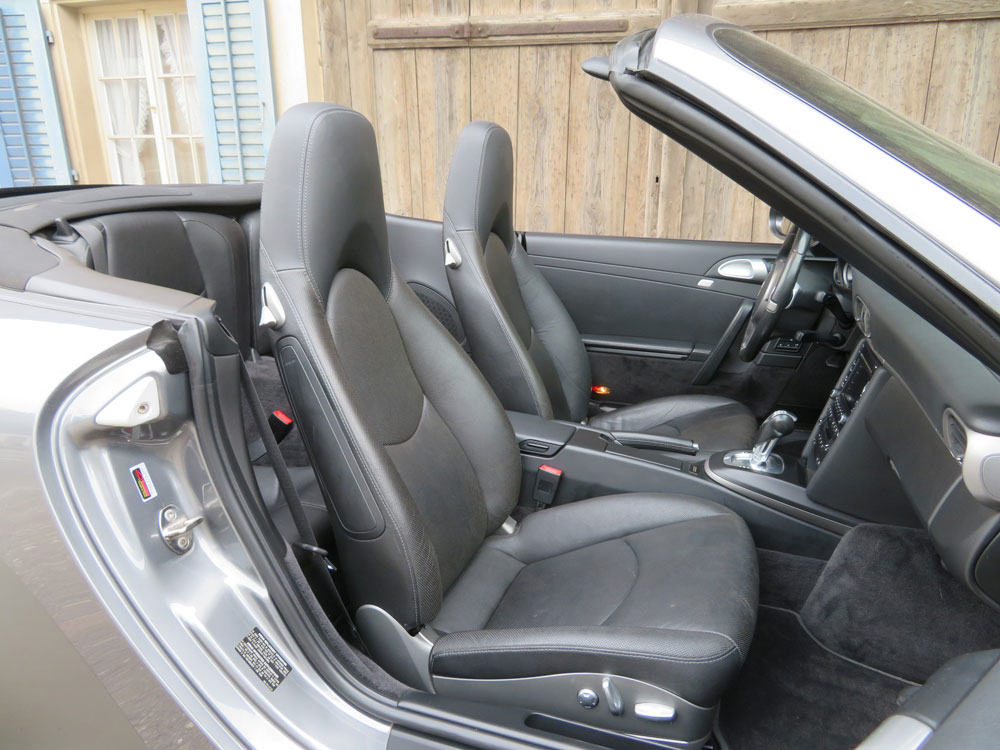 Porsche 911 Carrera Cabriolet
