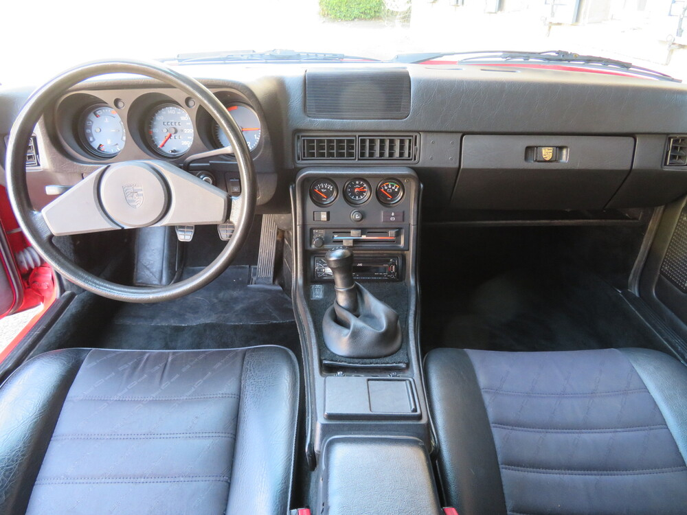 Porsche 924 S Coupé