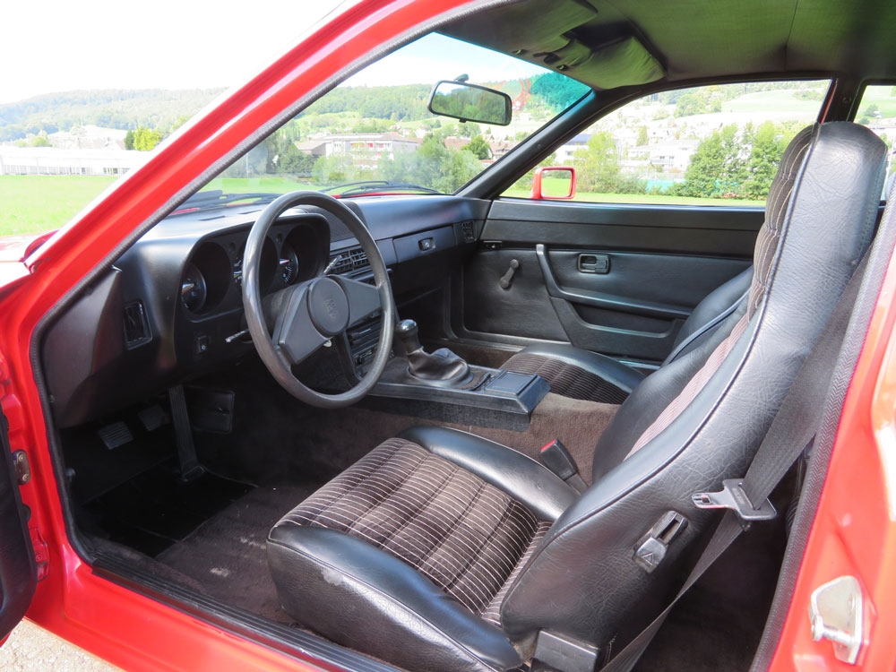 Porsche 924 Coupé